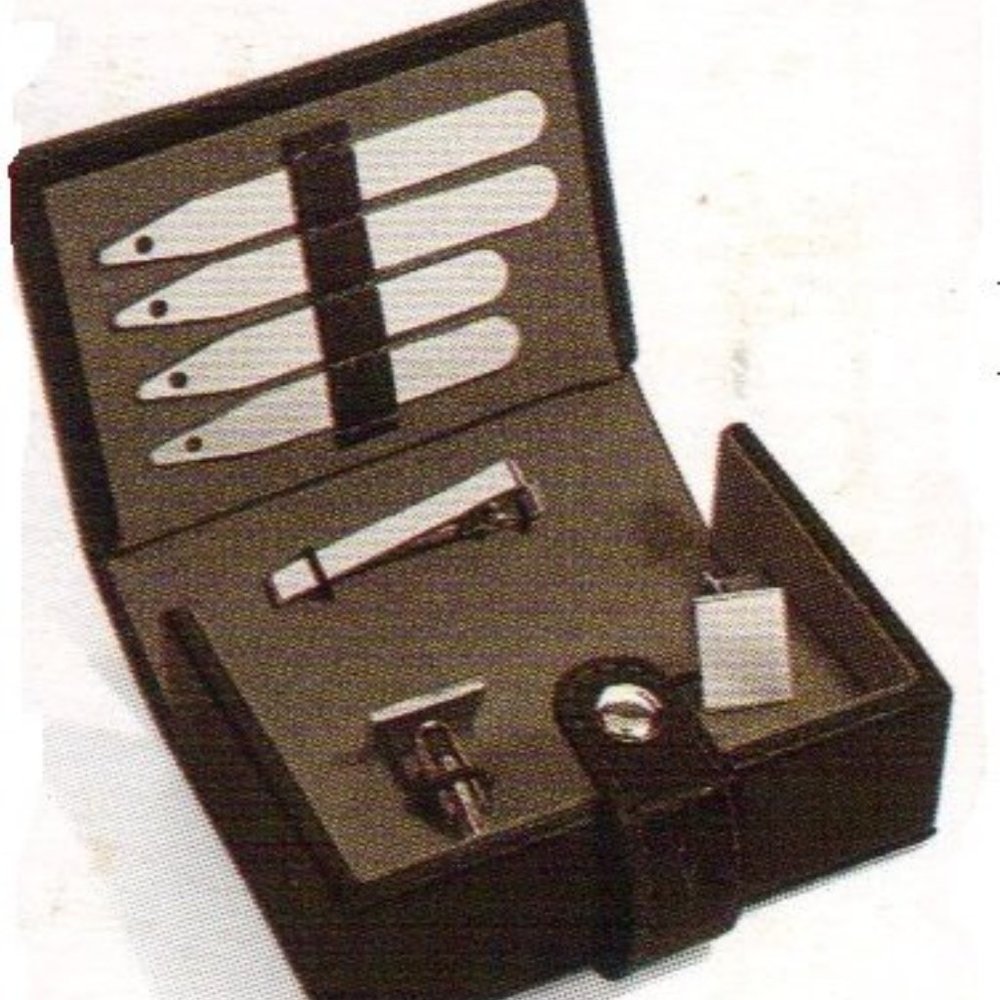 Men's Accessory Kit - 4 Pc. Set and Case